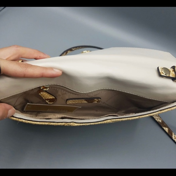 Michael Kors Crossbody/Clutch Bag - Picture 4 of 7